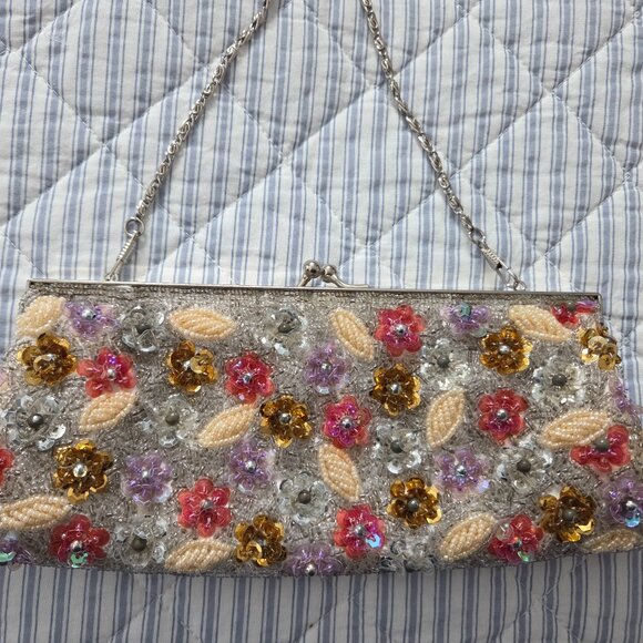 unbranded Handbags - Vintage Beaded Bag